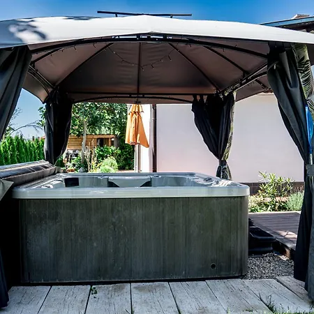 зелена بيت للعطل Vinogradets